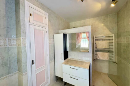 789079ad985d2f8e6e7f87b6dca8603e - 21