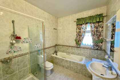 789079ad985d2f8e6e7f87b6dca8603e - 24