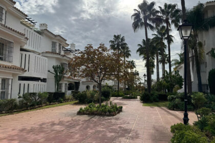 78c1b63a5405bb98a0ec7dff42188541 - 14