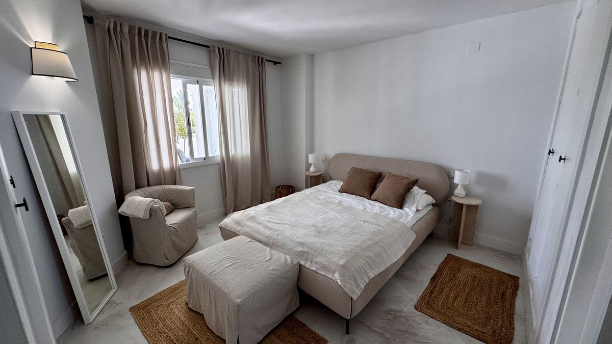 78c1b63a5405bb98a0ec7dff42188541 - 16