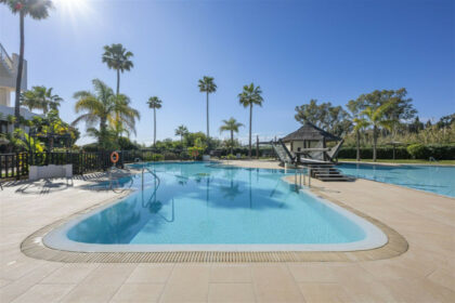 7a859bbe18b05e321979632b594da0c6 - 16