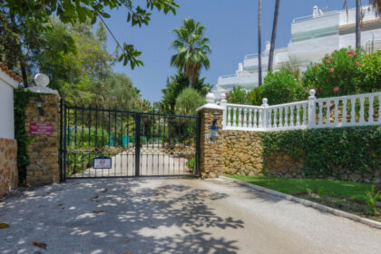 7bcc72b74650aead0eef43c7b9ba9b0c - 16