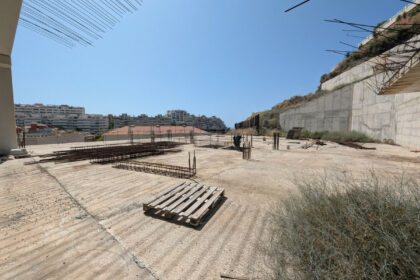 7bd96e49999d4b399bc2e622b9ad8359 - 43