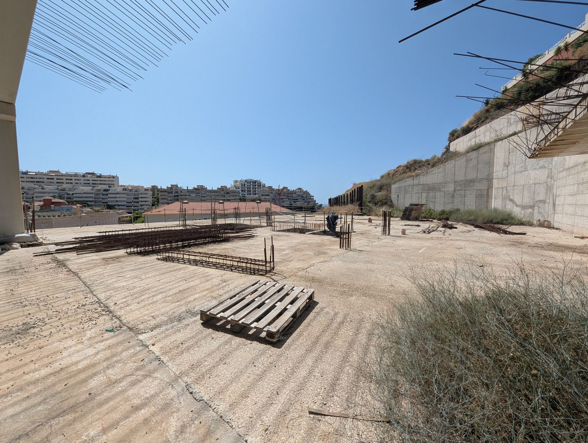 7bd96e49999d4b399bc2e622b9ad8359 - 43