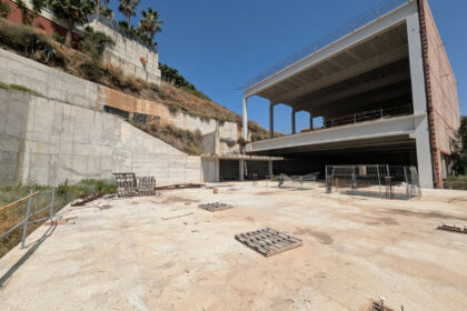 7bd96e49999d4b399bc2e622b9ad8359 - 44