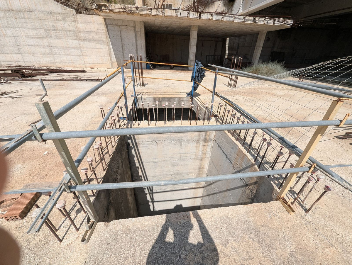 7bd96e49999d4b399bc2e622b9ad8359 - 46