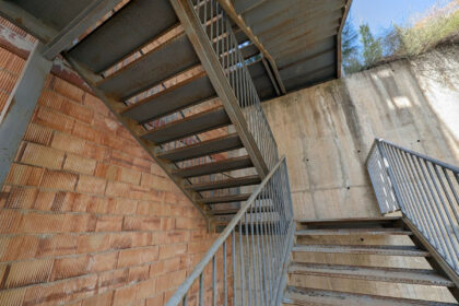 7bd96e49999d4b399bc2e622b9ad8359 - 52