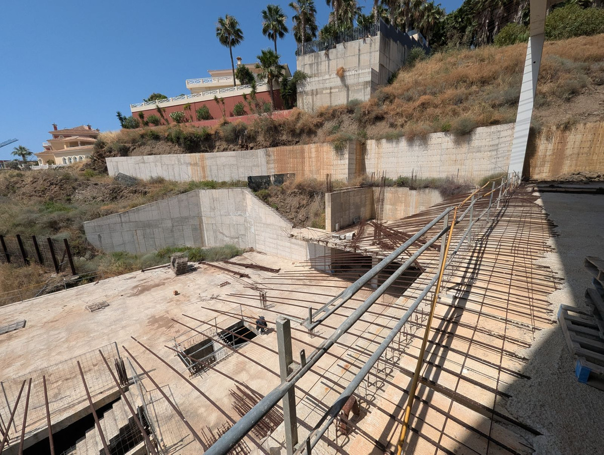 7bd96e49999d4b399bc2e622b9ad8359 - 63