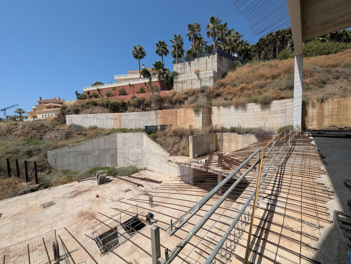 7bd96e49999d4b399bc2e622b9ad8359 - 64