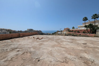 7bd96e49999d4b399bc2e622b9ad8359 - 70