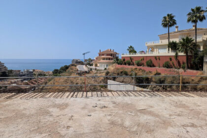 7bd96e49999d4b399bc2e622b9ad8359 - 79