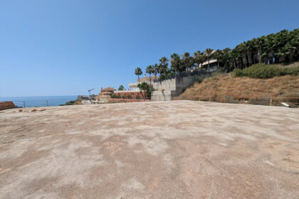 7bd96e49999d4b399bc2e622b9ad8359 - 83