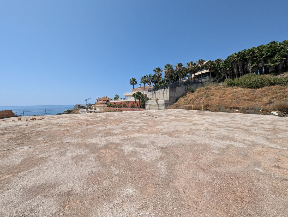 7bd96e49999d4b399bc2e622b9ad8359 - 83