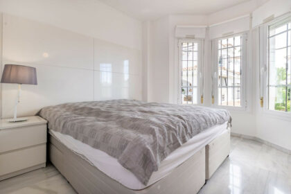 7d247f85e3d2161fbb234d296d2bed94 - 11