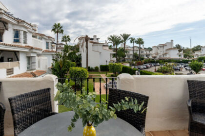 7d247f85e3d2161fbb234d296d2bed94 - 18