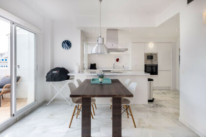 7d247f85e3d2161fbb234d296d2bed94 - 6