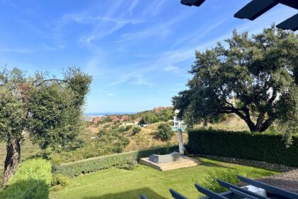 7d3b3126e05135232aacaaaf48376f2d - 33