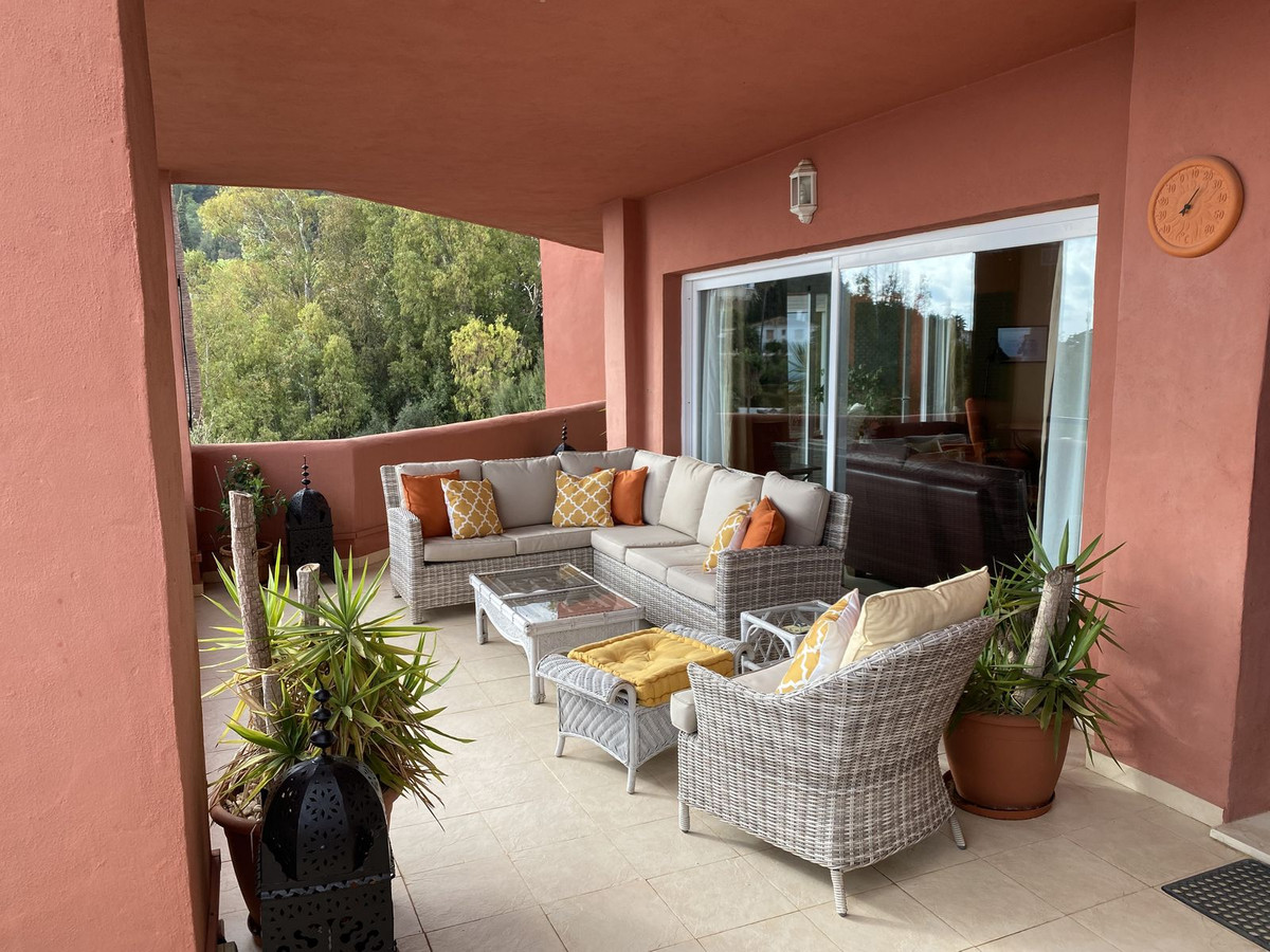 7e1806058b823462b39a961f1f83b2bc - 10