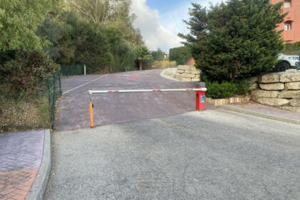 7e1806058b823462b39a961f1f83b2bc - 29