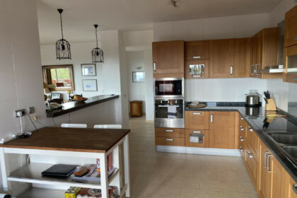 7e1806058b823462b39a961f1f83b2bc - 6