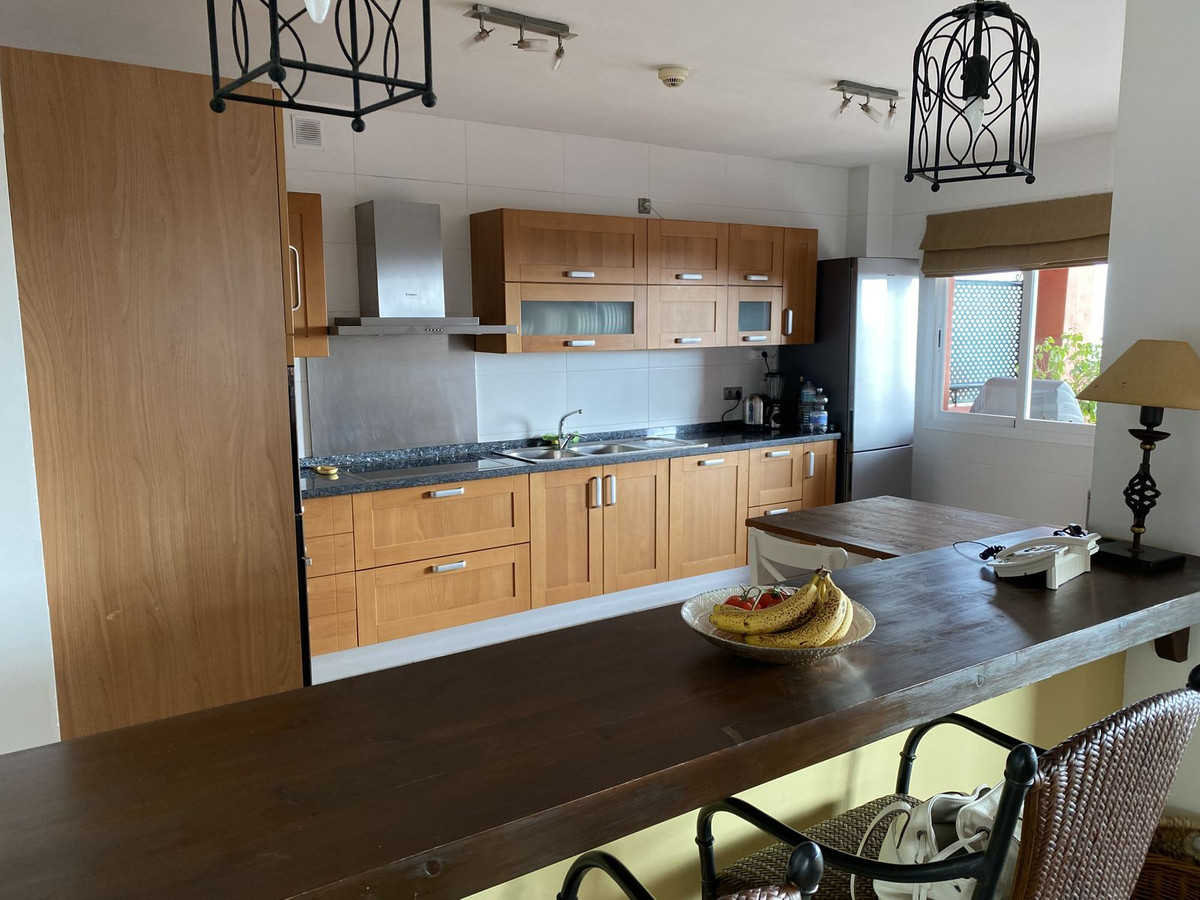 7e1806058b823462b39a961f1f83b2bc - 8