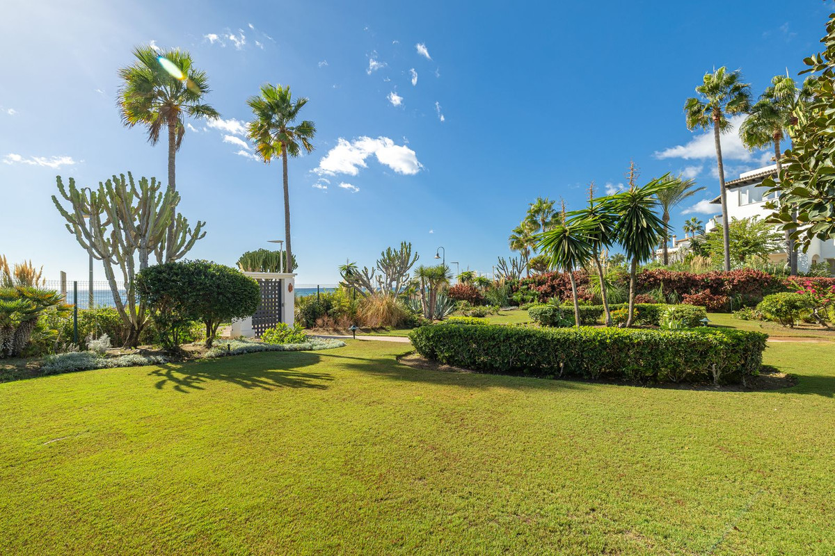 7e835a6032bbd2098a50f714e98a3cb5 - 12