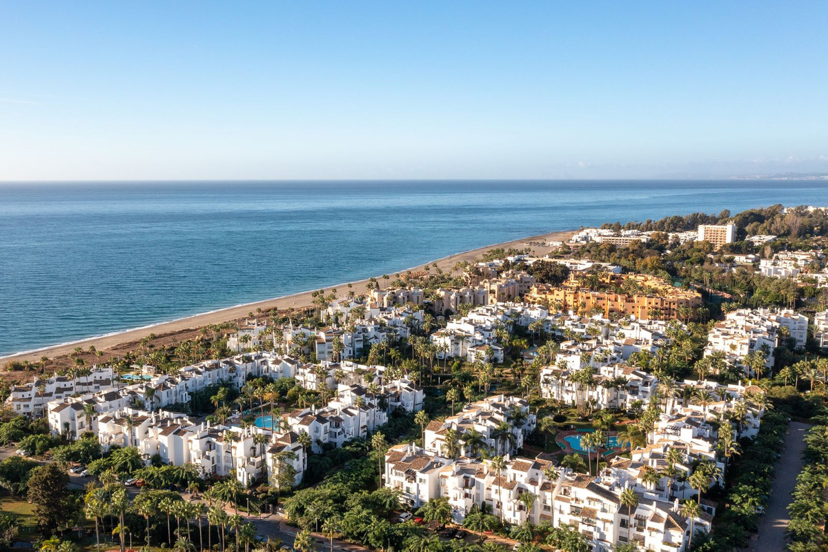 7e835a6032bbd2098a50f714e98a3cb5 - 16