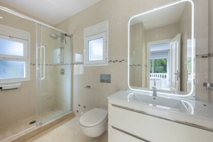 7e9c7e2a924db70b09927a3df2197dc0 - 21