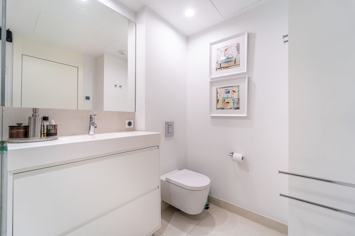 7f35fc8705d82cc2f51da6fbc6da38f1 - 24