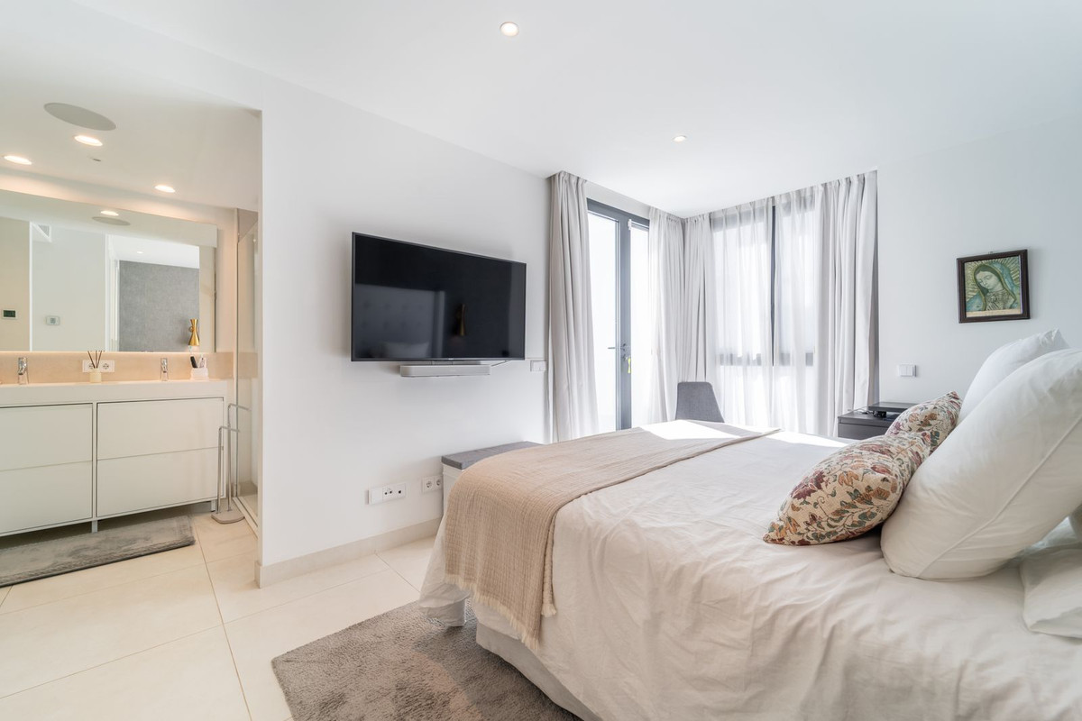 7f35fc8705d82cc2f51da6fbc6da38f1 - 28