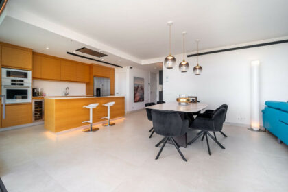 80e2ca439ad1060be2c9740a00e529b4 - 12