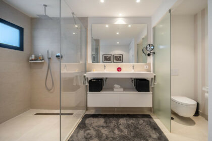 80e2ca439ad1060be2c9740a00e529b4 - 24