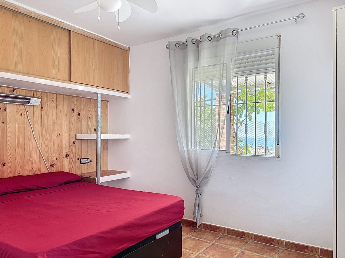 81a215601223c2e5d385be8ea90303cd - 15