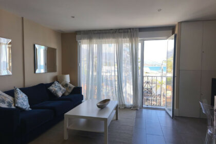 81c5cfc9f08ad57c9786c8106b5a388f - 1