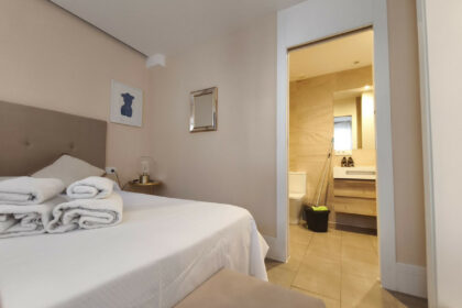 81c5cfc9f08ad57c9786c8106b5a388f - 17