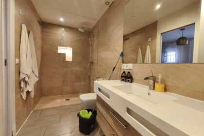 81c5cfc9f08ad57c9786c8106b5a388f - 19