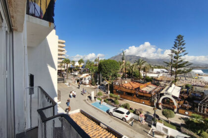 81c5cfc9f08ad57c9786c8106b5a388f - 9