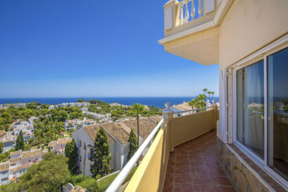 8226a588e0654da8161b8ea14791d321 - 1