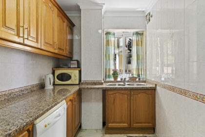 8226a588e0654da8161b8ea14791d321 - 17