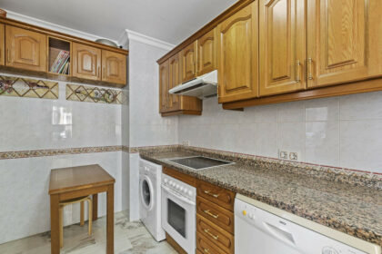 8226a588e0654da8161b8ea14791d321 - 18