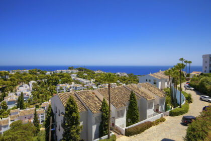 8226a588e0654da8161b8ea14791d321 - 3