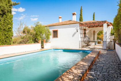 82bd2f00162b58bf3bc653d66c839d95 - 14