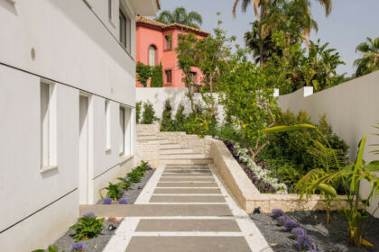 83274b9f90820b5a99489d66555cb882 - 12