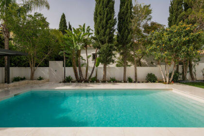 83274b9f90820b5a99489d66555cb882 - 50