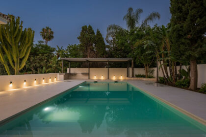 83274b9f90820b5a99489d66555cb882 - 52