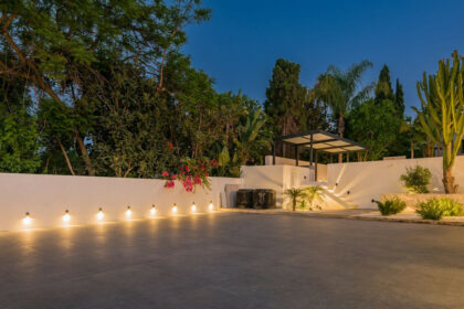 83274b9f90820b5a99489d66555cb882 - 55