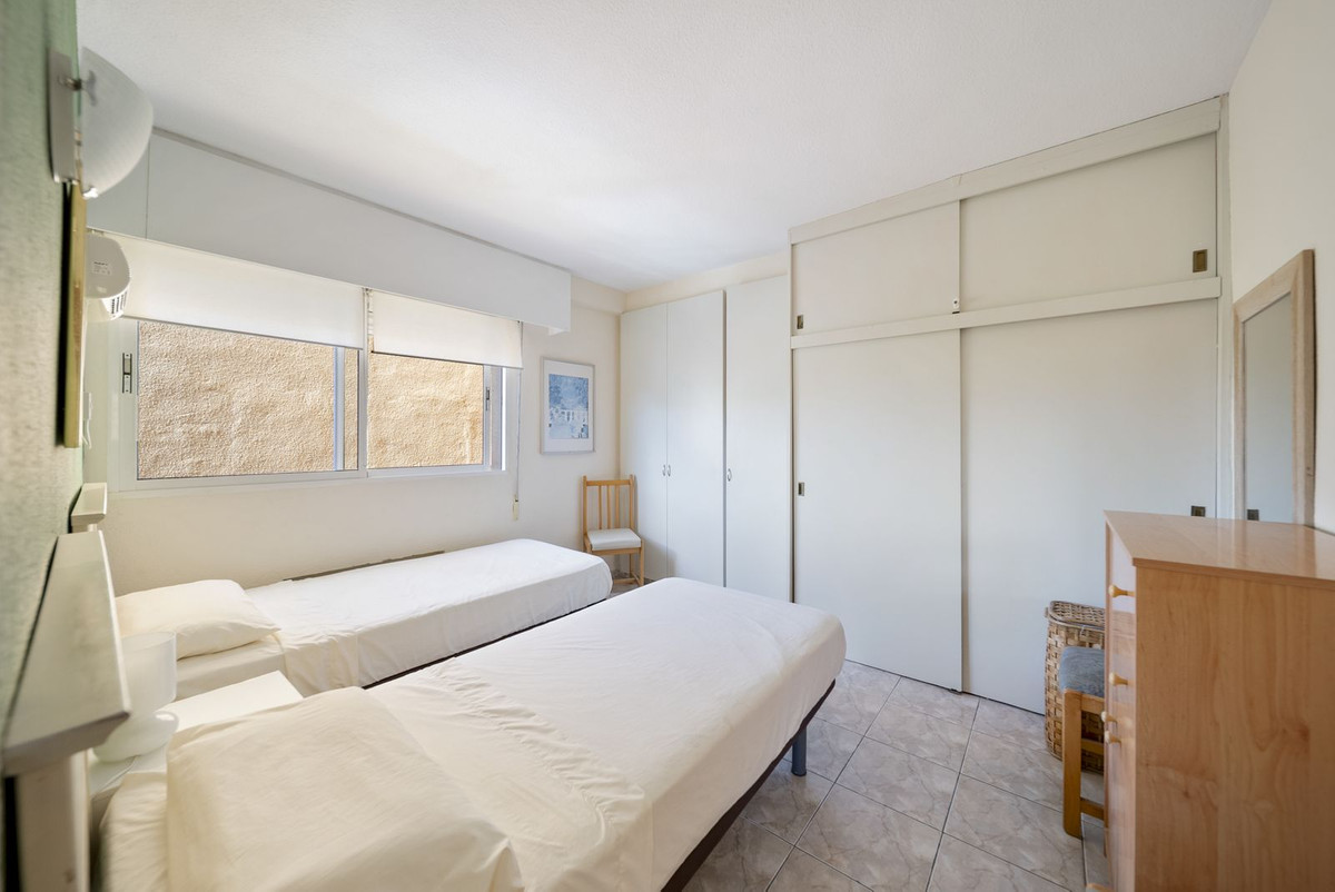 839ce492b3b690225c267383953fa68c - 13