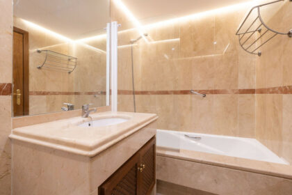 83be2490dc3e1d6489306a0ab87ad78b - 19