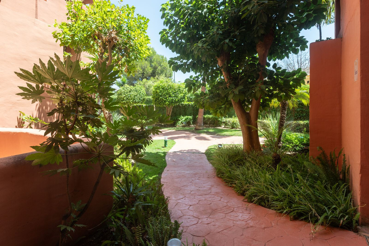 83be2490dc3e1d6489306a0ab87ad78b - 21