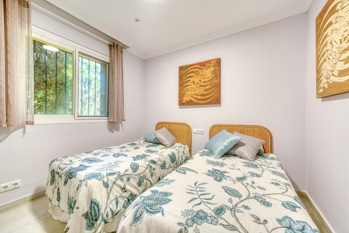 83ca1f9a38d097cc98cc2f82b7abab48 - 20